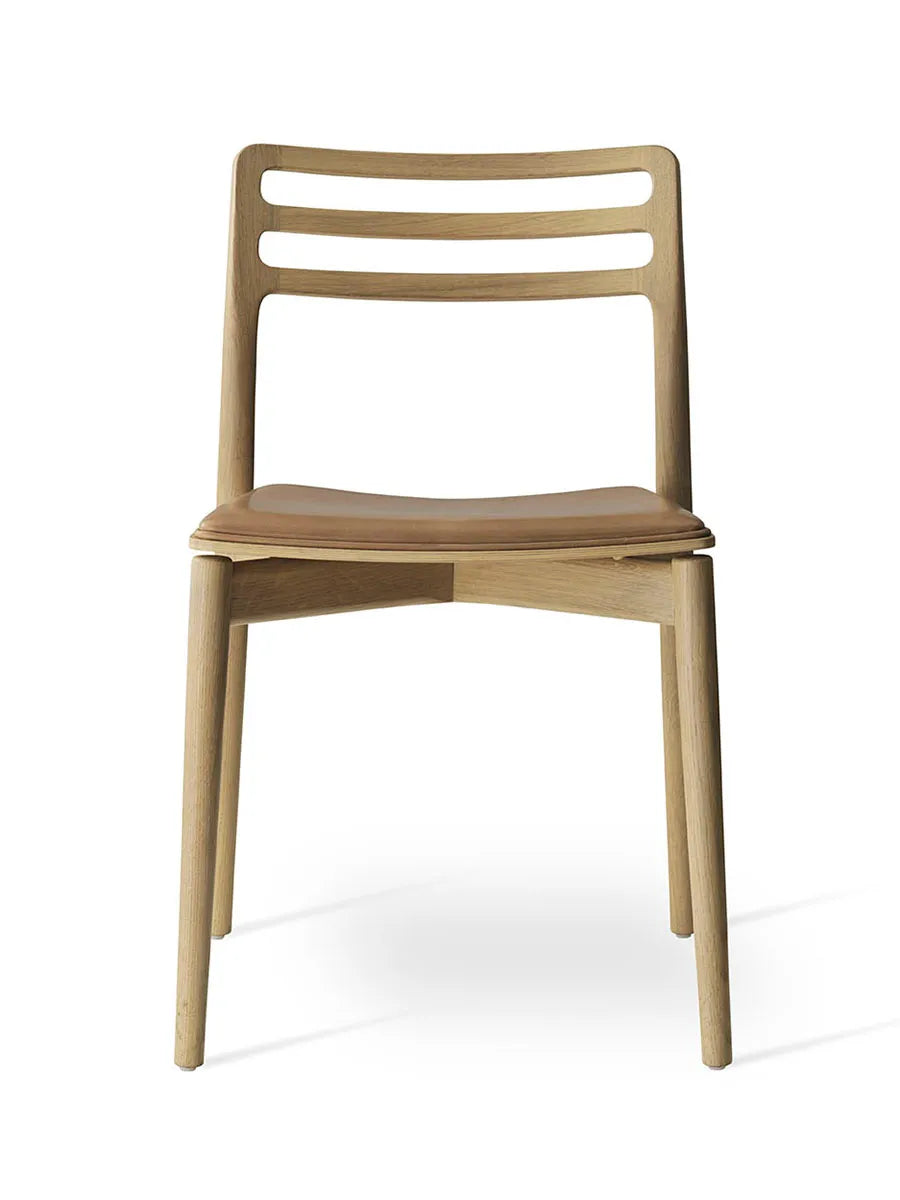 Cabin Stol med lædersæde fra Vipp