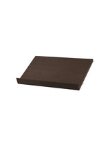 Magasinhylde, træ fra String - Mørk eg / Smal: 58 x 30 x 2 cm - Jacobsen Plus