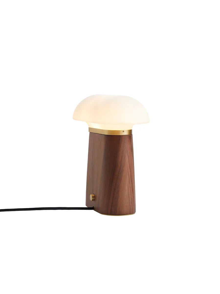 Nova Table Lamp, walnut fra Woud