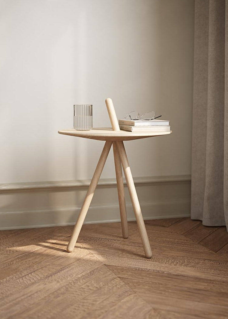 Come Here Side Table fra Woud - 1 - Jacobsen Plus