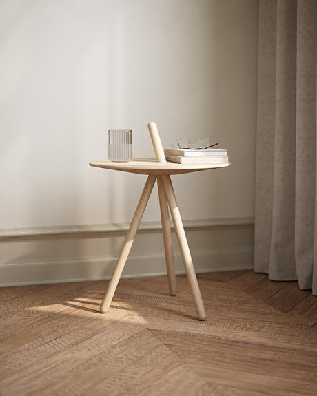 Come Here Side Table fra Woud - 1 - Jacobsen Plus