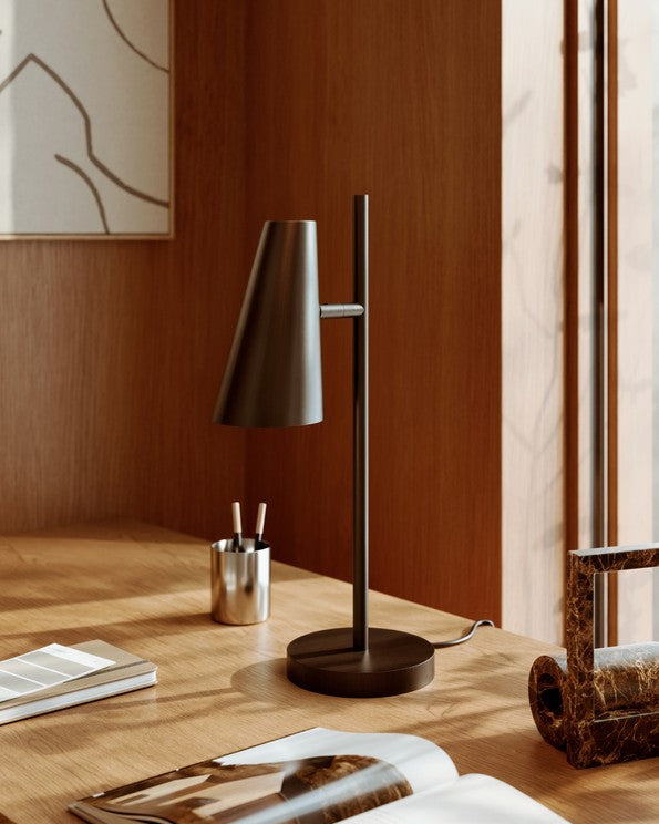 Cono Table Lamp fra Woud - 2 - Jacobsen Plus