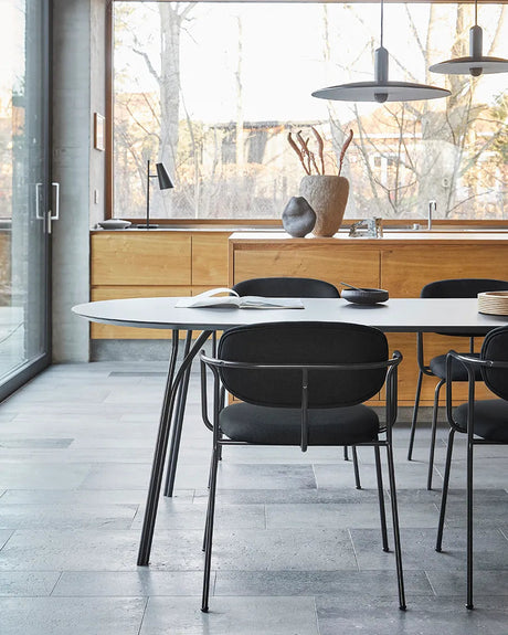 Tree Dining Table fra Woud - Sort-sort - Jacobsen Plus