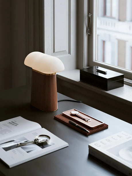 Nova Table Lamp, walnut fra Woud - 3 - Jacobsen Plus