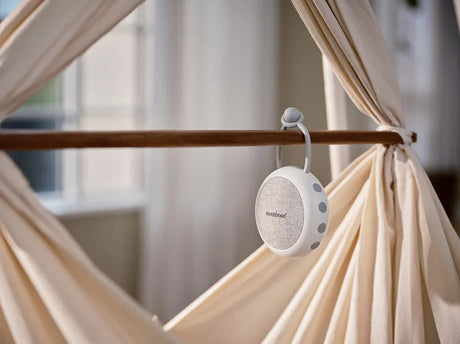 White Noise Speaker fra Moonboon - Cream white - Jacobsen Plus