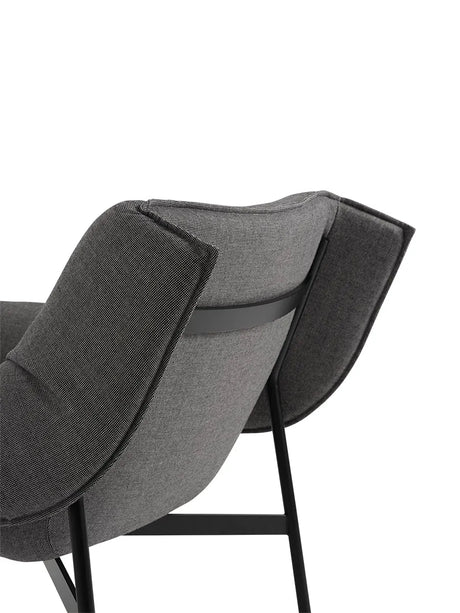 Wrap Lounge Chair fra Muuto - Ecriture 240 - Grey - Jacobsen Plus