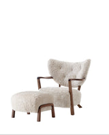 Wulff lænestol inkl. skammel, - Sheepskin Moonlight fra &Tradition - Valnød - Jacobsen Plus