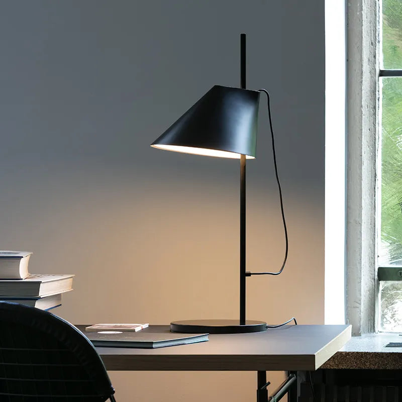 Yuh bordlampe fra Louis Poulsen - 4 - Jacobsen Plus