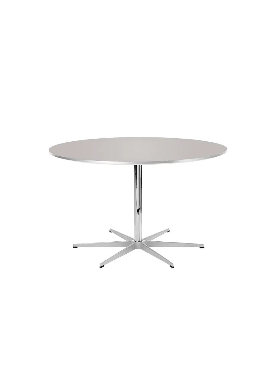 Piet Hein A825 Spisebord, Ø120 cm fra Fritz Hansen - Grey Efeso m. alukant (specialfarve) - Jacobsen Plus