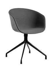 About a Chair AAC21 fra Hay