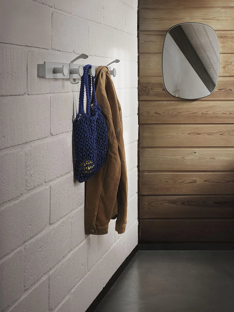 Avail Coat Rack fra Muuto - Oak - Copper brown - Jacobsen Plus