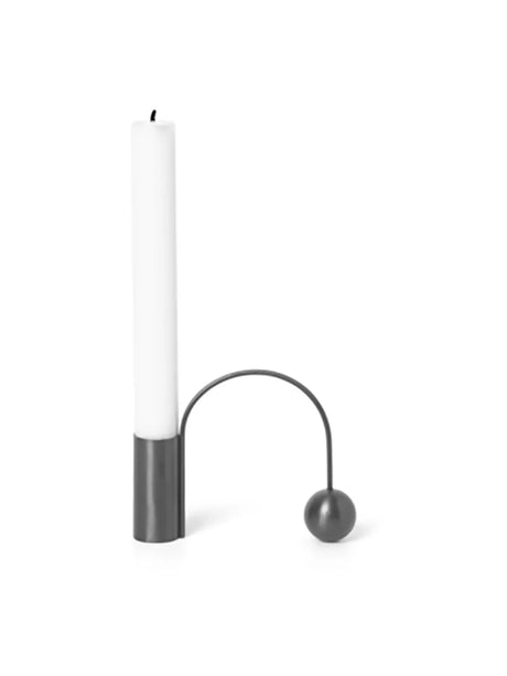 Balance Candle Holder fra Ferm Living - Black brass - Jacobsen Plus