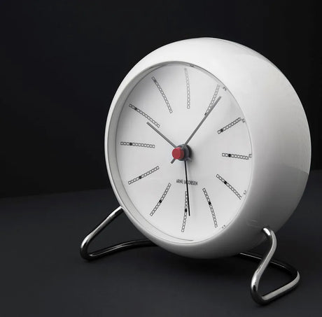Bankers Bordur, hvid af Arne Jacobsen - 4 - Jacobsen Plus