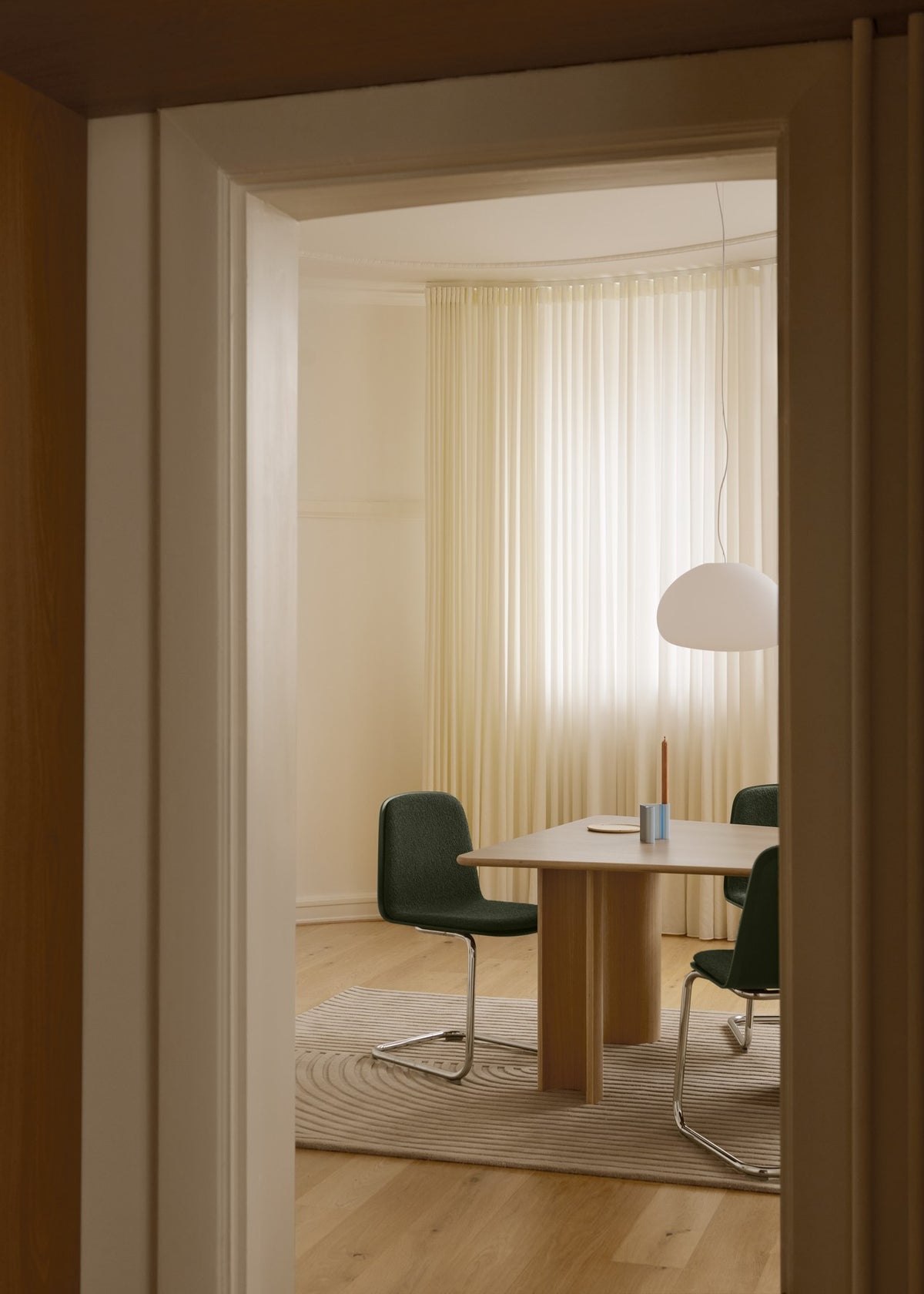 Muuto - Brink stol, cantilever base - 2 - Jacobsen Plus