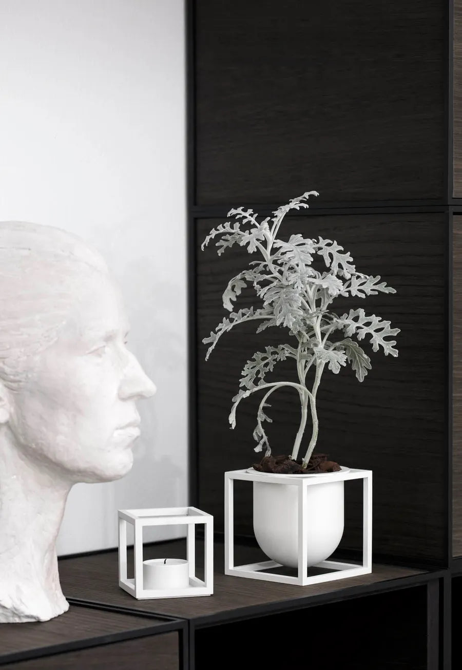 Kubus Flowerpot 10, hvid fra Audo Copenhagen