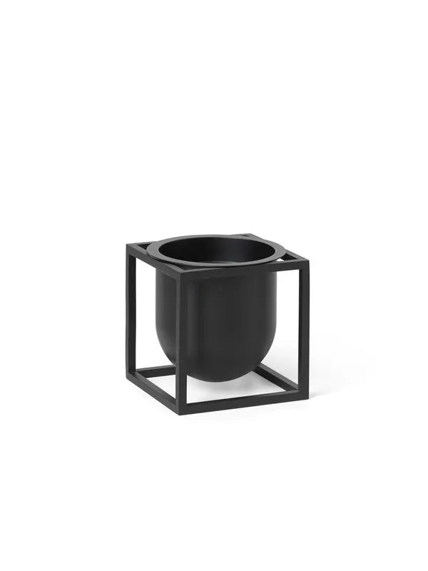 Kubus Flowerpot 10, sort fra Audo Copenhagen