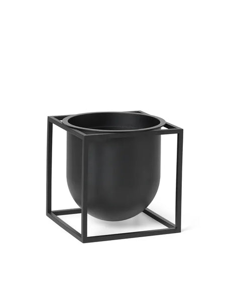 Kubus Flowerpot 14, sort fra Audo Copenhagen - 1 - Jacobsen Plus