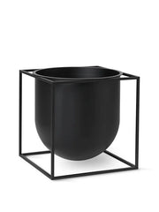 Kubus Flowerpot 23, sort fra Audo Copenhagen