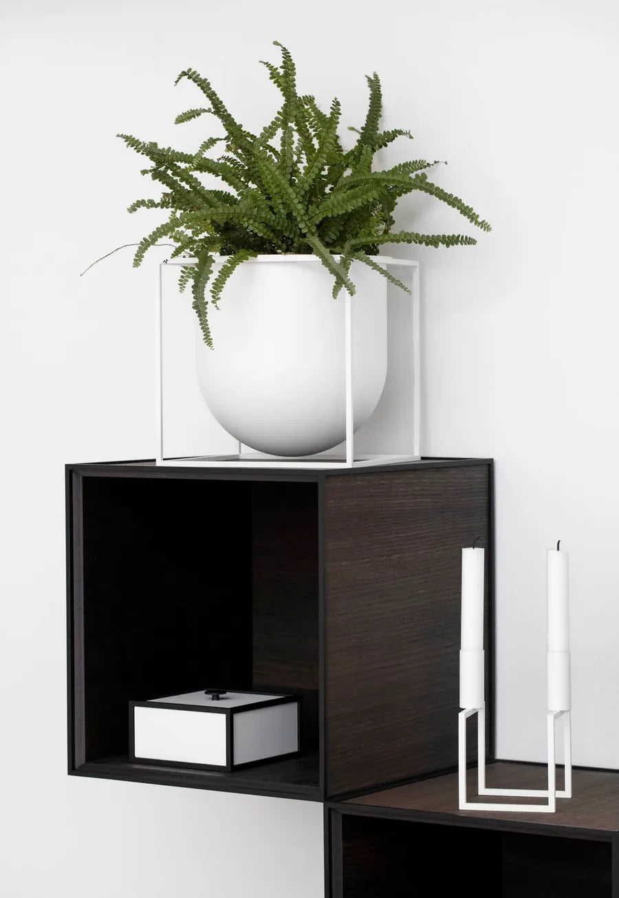 Kubus Flowerpot 23, hvid fra Audo Copenhagen