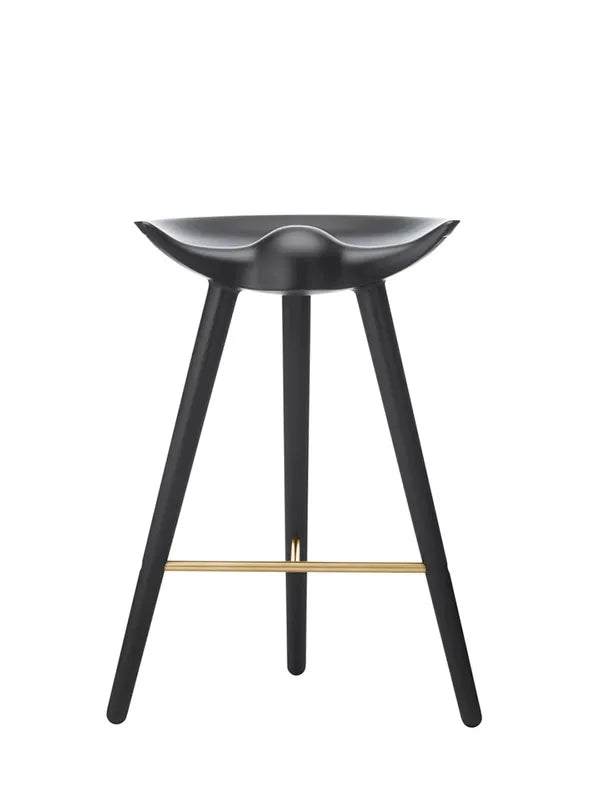 ML42 Barstol 69 cm fra Audo Copenhagen - Sortbejdset bøg - messing - Jacobsen Plus