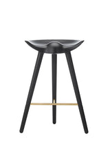 ML42 Barstol 69 cm fra Audo Copenhagen - Sortbejdset bøg - messing - Jacobsen Plus