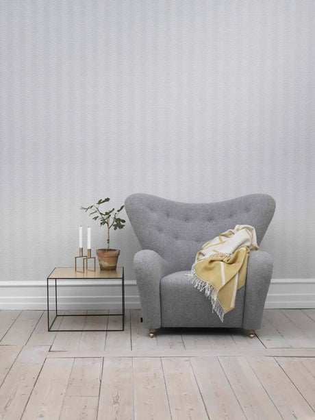 Den Trætte Mand Lænestol, Sheepskin fra Audo Copenhagen - Natural Oak - Sheepskin Moonlight - Jacobsen Plus