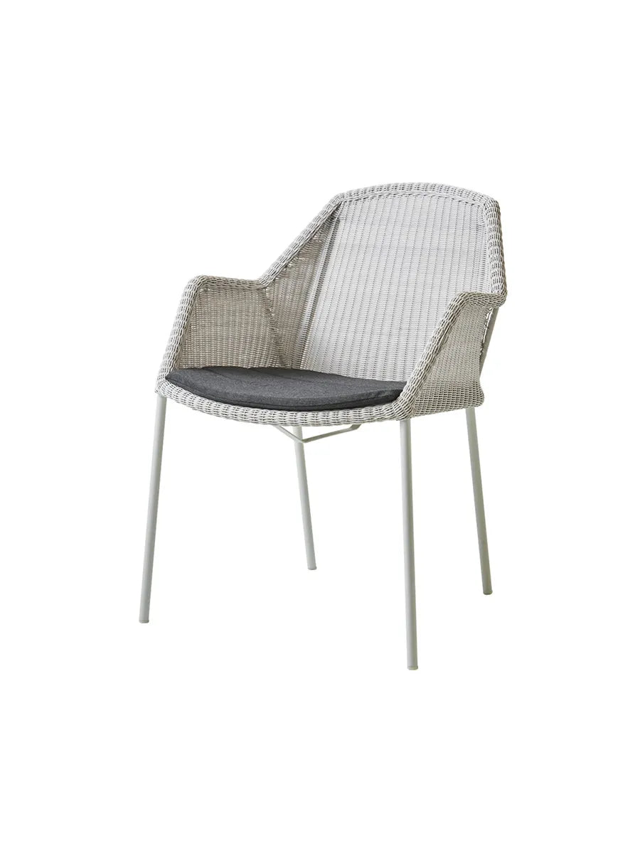 Breeze Havestol m. Armlæn, stabelbar fra Cane-line