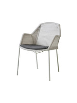 Breeze Havestol m. Armlæn, stabelbar fra Cane-line - White grey / Black, Cane-line Natté - Jacobsen Plus