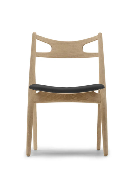 CH29 Savbukstolen i eg af Hans J. Wegner - 1 - Jacobsen Plus