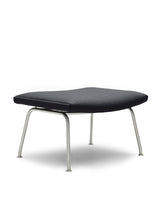 CH446 Skammel af Hans J. Wegner - Tekstil: Fiord 191 - Jacobsen Plus