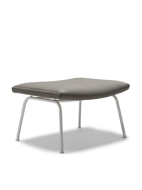 CH446 Skammel af Hans J. Wegner - Tekstil: Mood 3101 - Jacobsen Plus