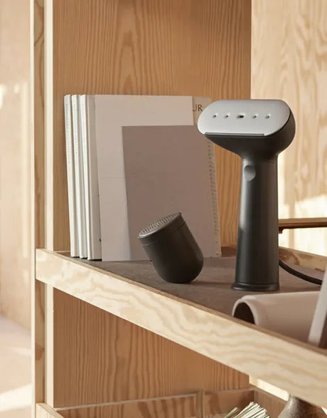 Pilo No.2 Fabric Shaver, Charcoal fra Steamery Stockholm - 2 - Jacobsen Plus