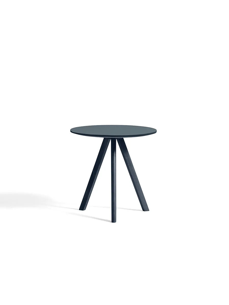 Copenhague CPH20 Sofabord, Ø50 cm fra Hay - Deep Blue lakeret eg / Smokey Blue linoleum - Jacobsen Plus