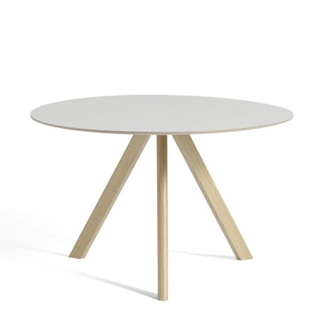 Copenhague CPH20 Bord, sæbebehandlet eg, Off-white Ø120 cm fra HAY - 1 - Jacobsen Plus