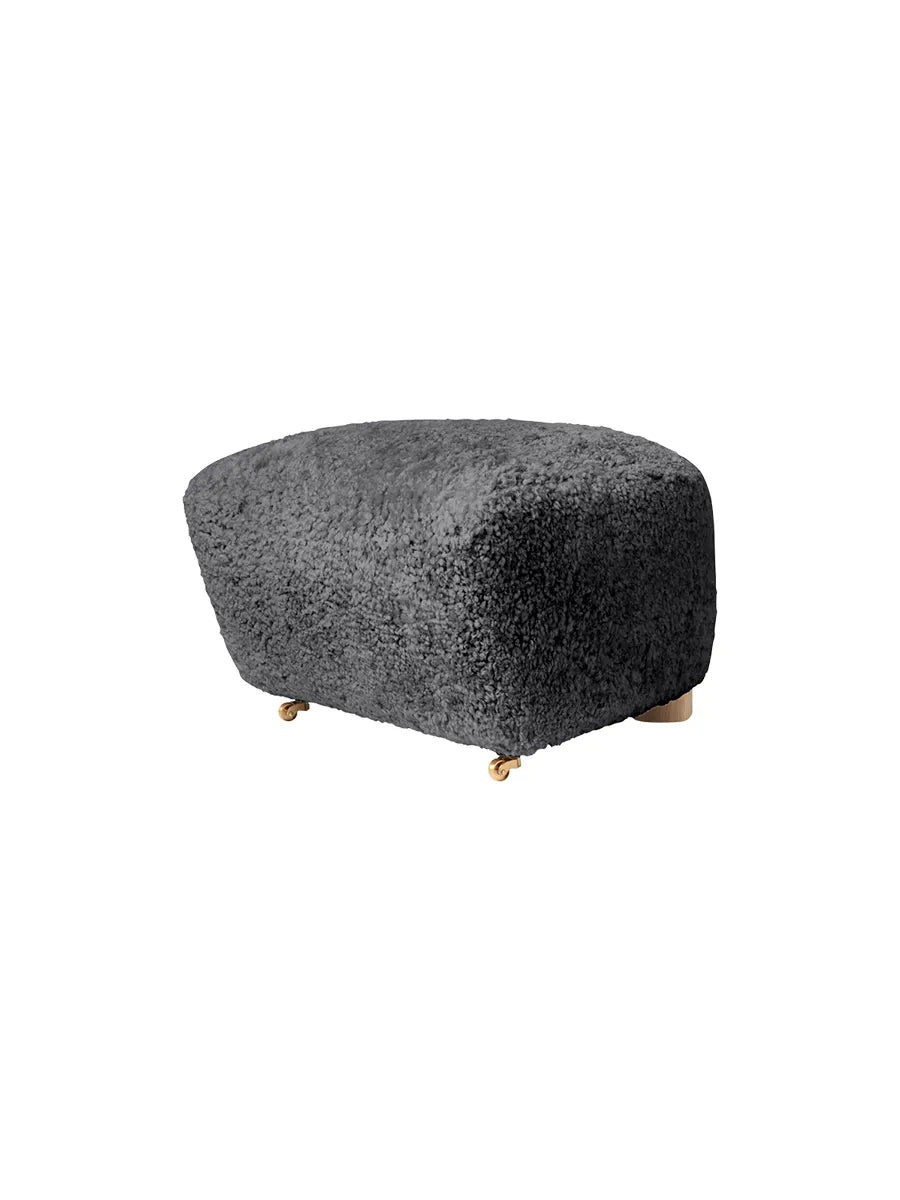 Den Trætte Mand fodskammel fra Audo Copenhagen - Sheepskin, Anthracite - Jacobsen Plus
