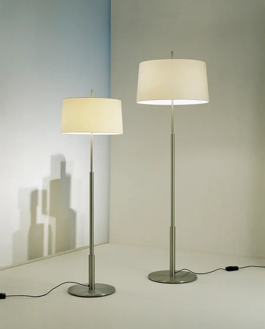 Diana Gulvlampe fra Santa and Cole - 2 - Jacobsen Plus