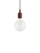 E27 Pendant Lamp fra Muuto - Deep red - Jacobsen Plus