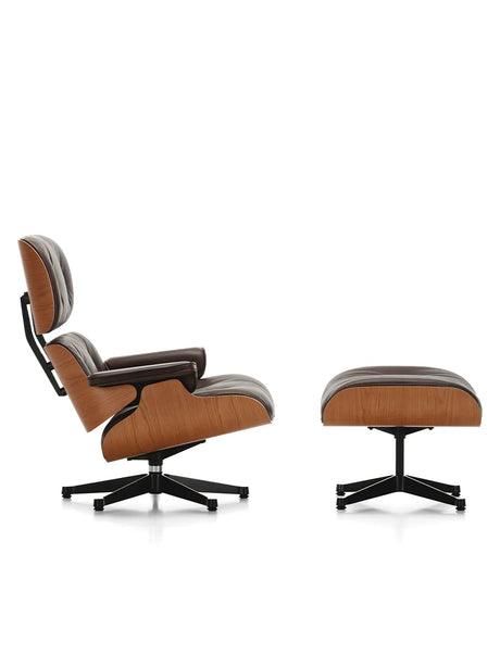 Eames Lounge Chair inkl. Fodskammel fra Vitra - Kirsebær - Jacobsen Plus