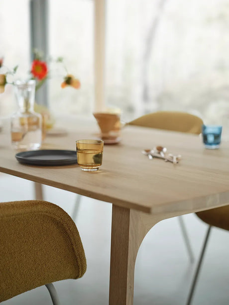 Earnest Extendable Table, 205x100 cm fra Muuto - Dark Oiled Oak - Jacobsen Plus