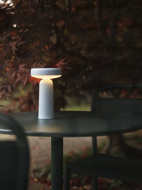 Ease Portable Lamp fra Muuto - 2 - Jacobsen Plus
