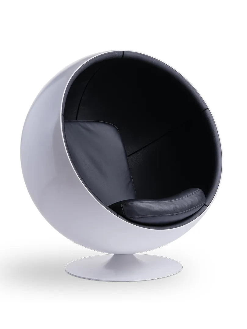 The Leather Ball Chair af Eero Aarnio