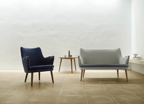 CH72 Sofa af Hans J. Wegner - Eg-stofgruppe 1 / Sæbe - Jacobsen Plus