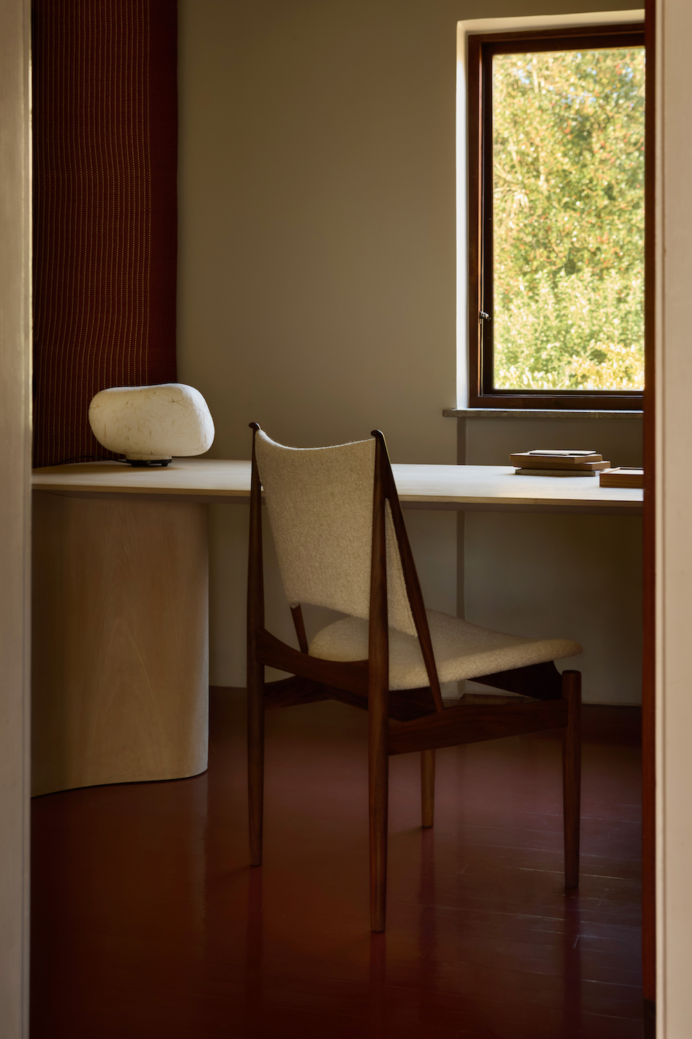 Egypterstol, valnød af Finn Juhl - 1 - Jacobsen Plus