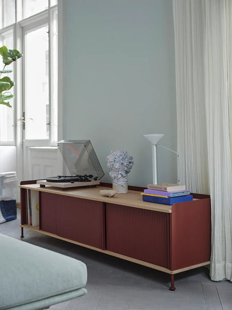 Enfold Sideboard, 186 x 45 cm fra Muuto - 2 - Jacobsen Plus