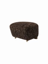 Den Trætte Mand fodskammel, Sheepskin fra Audo Copenhagen - Dark Stained Oak - Sheepskin Espresso - Jacobsen Plus