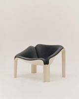 F300 Lounge Chair fra Gubi - 8 - Jacobsen Plus