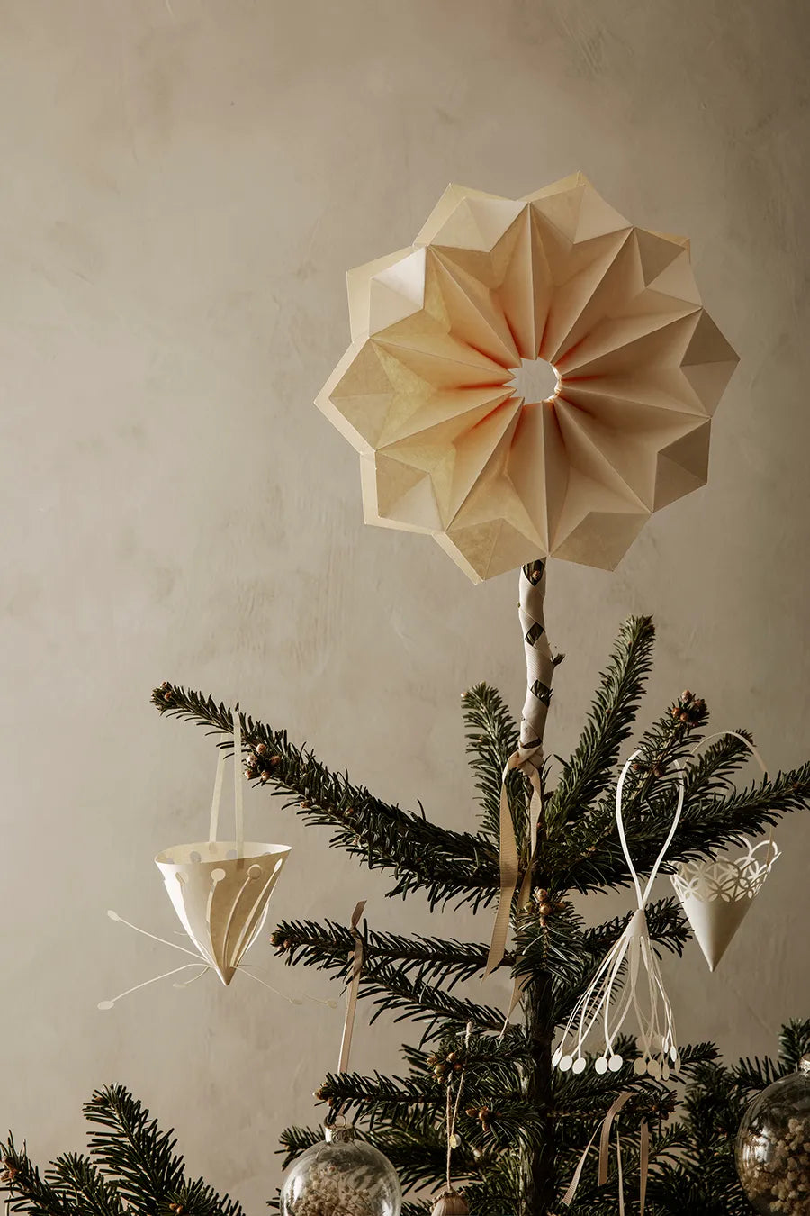 Paper Star Sun fra Ferm Living