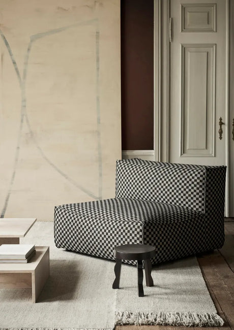 Catena Sofa Center L100 Check, sand/black fra Ferm Living - 2 - Jacobsen Plus