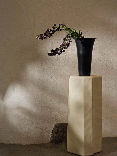 Staffa Piedestal fra Ferm Living - 2 - Jacobsen Plus