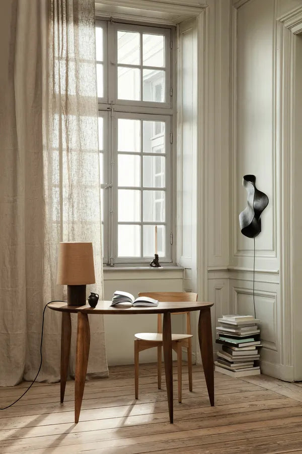 Feve Desk fra Ferm Living
